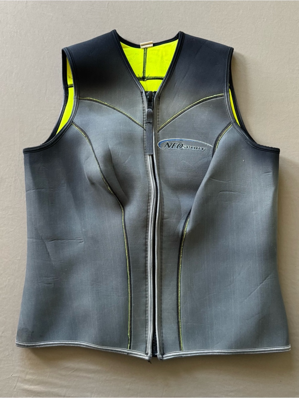 Vintage NeoSport Neoprene front zip wetsuit vest